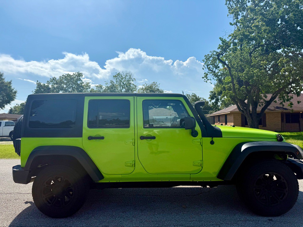 2012 Jeep Wrangler Unlimited Image 4