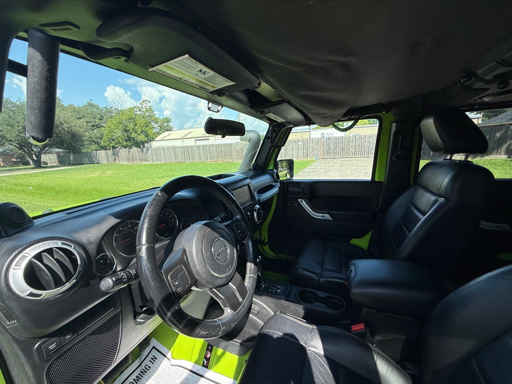 2012 Jeep Wrangler Unlimited Image 9