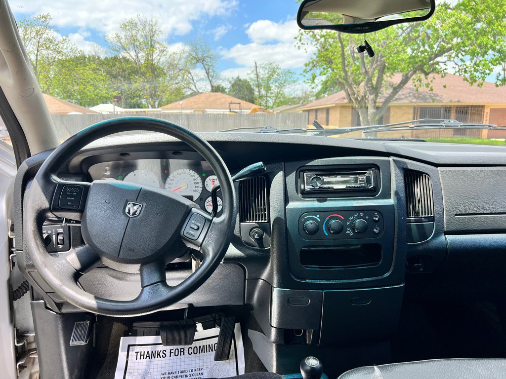 2004 Dodge Ram 2500 Image 11