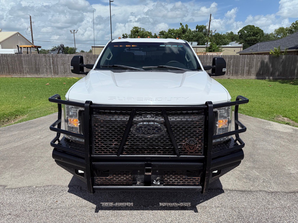 2019 Ford F-350 Image 2