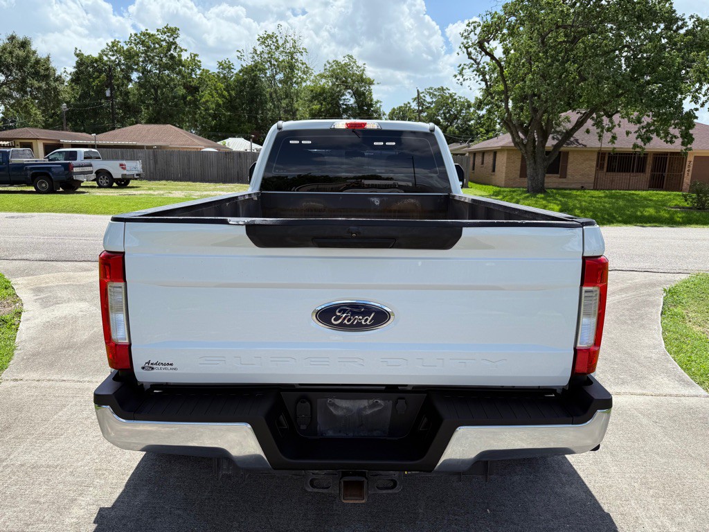 2019 Ford F-350 Image 6