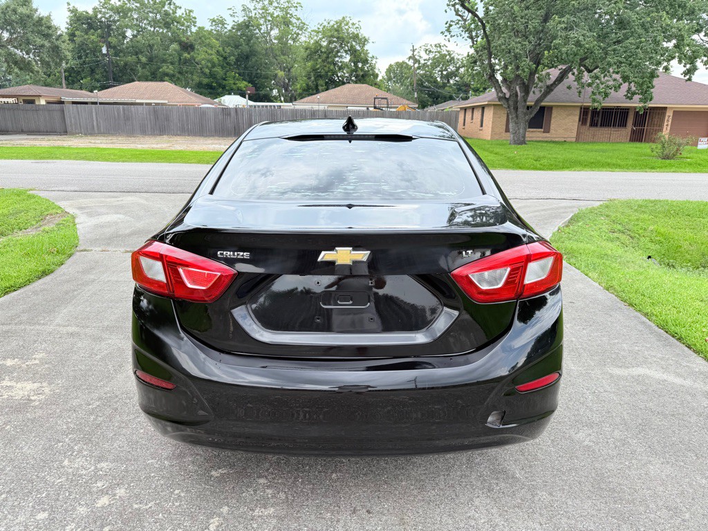 2017 Chevrolet Cruze Image 6