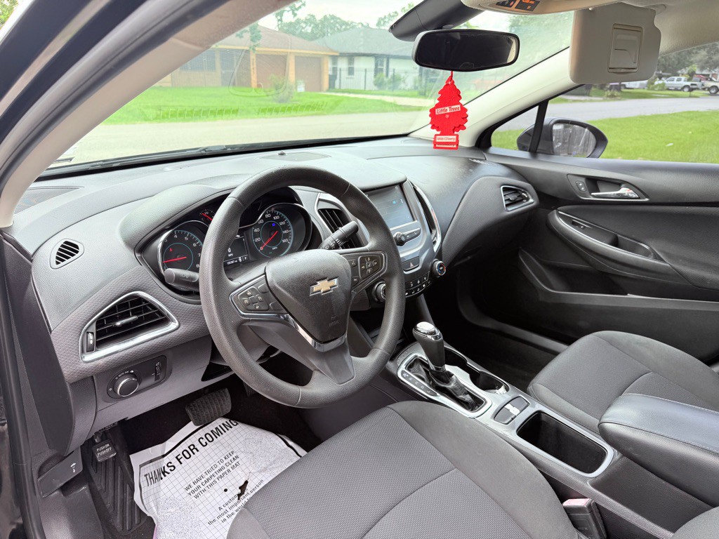 2017 Chevrolet Cruze Image 9