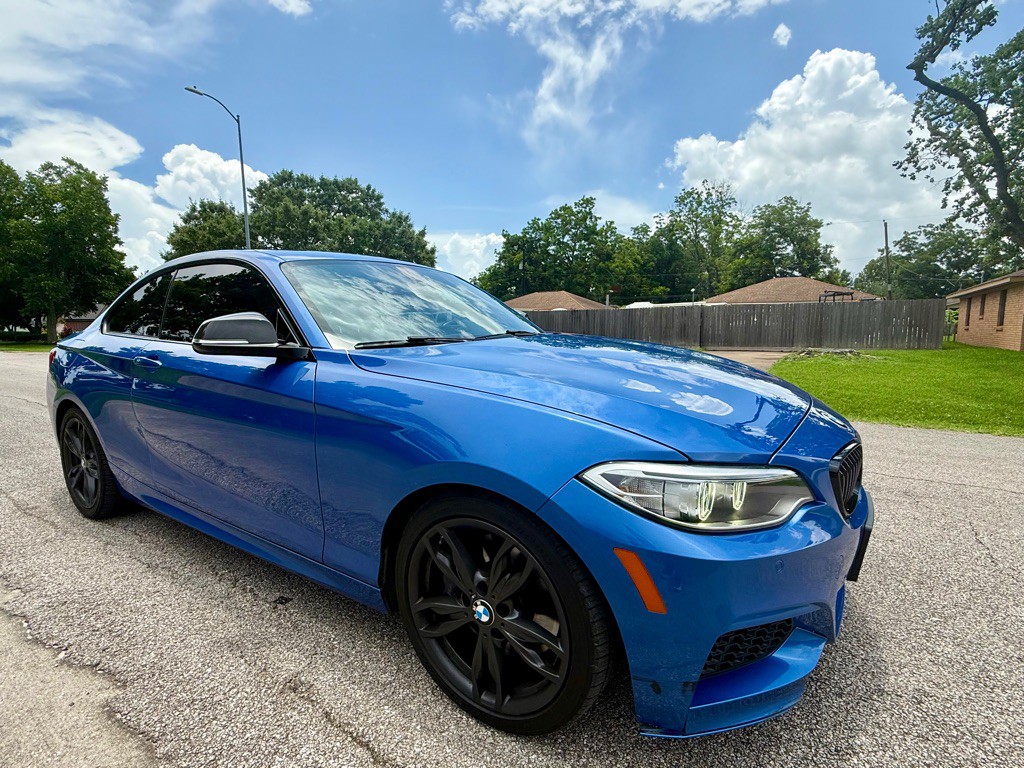 2016 BMW 2 Series Image 2