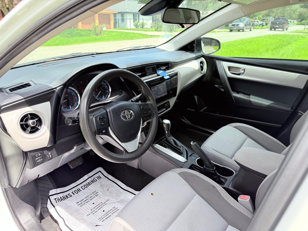 2018 Toyota Corolla Image 9