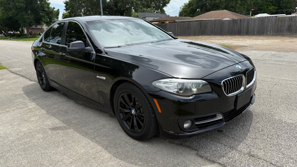 2015 BMW 5 Series Image 3