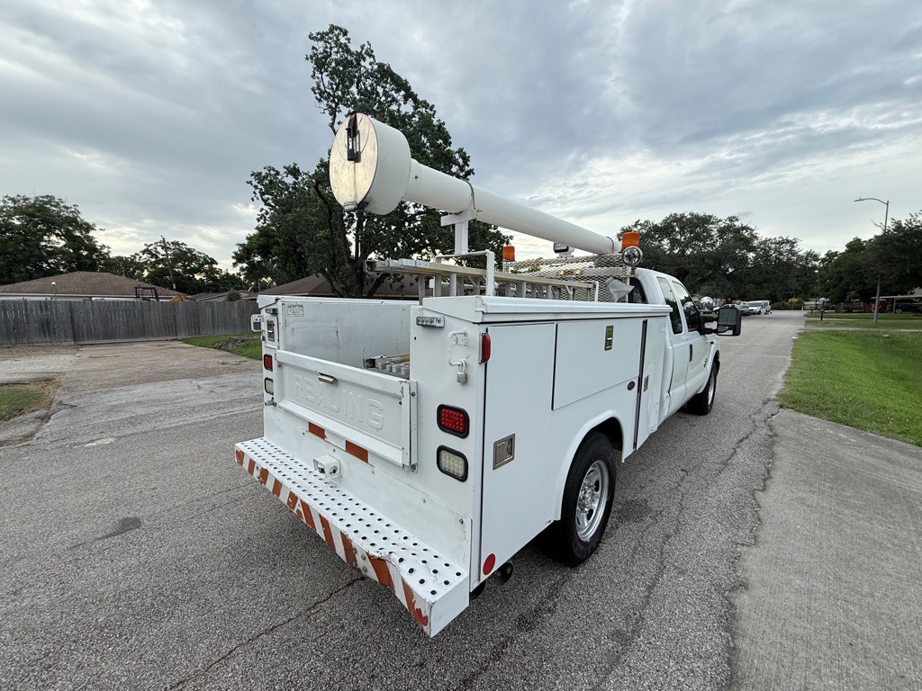 2013 Ford F-350 Image 4