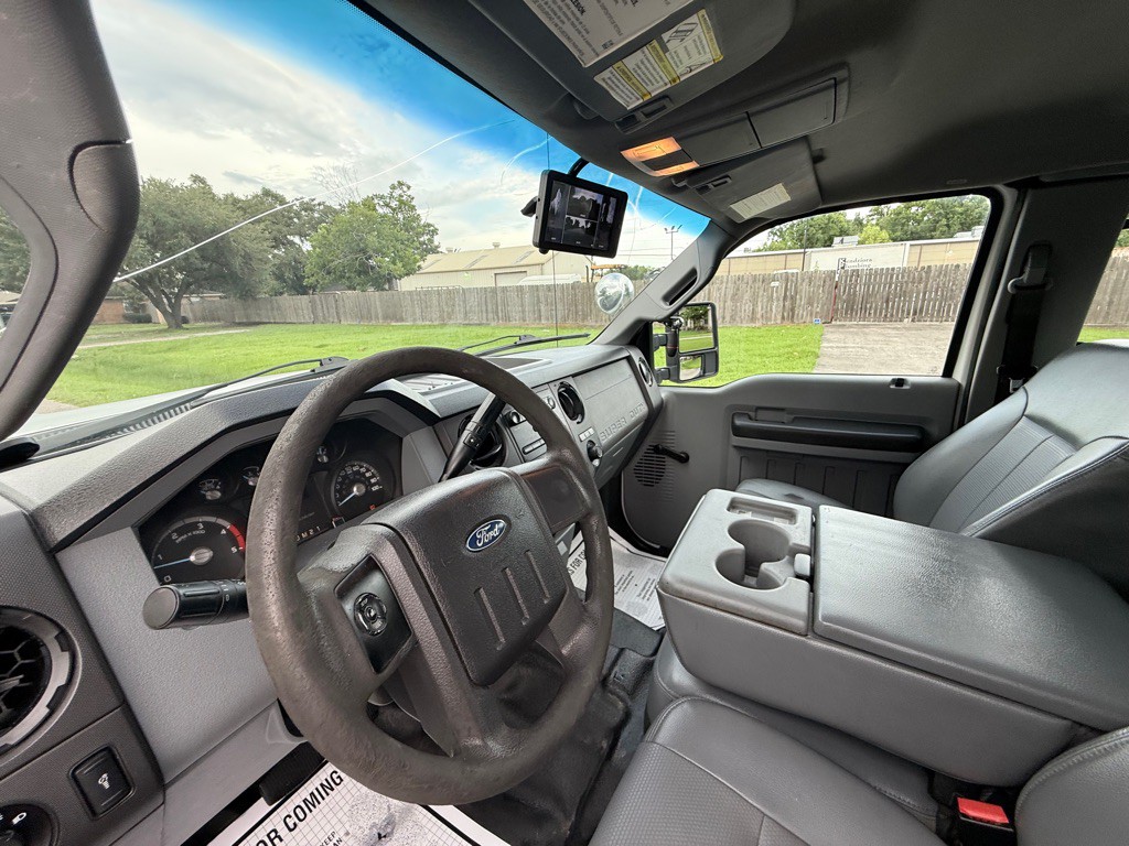 2013 Ford F-350 Image 9