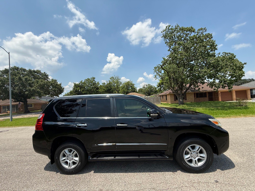 2013 Lexus GX Image 4