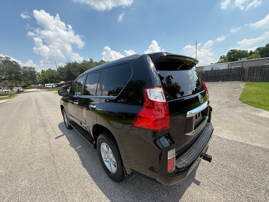 2013 Lexus GX Image 7