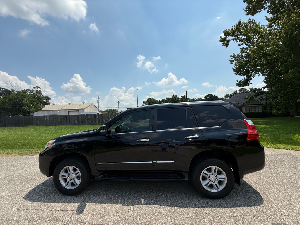 2013 Lexus GX Image 8