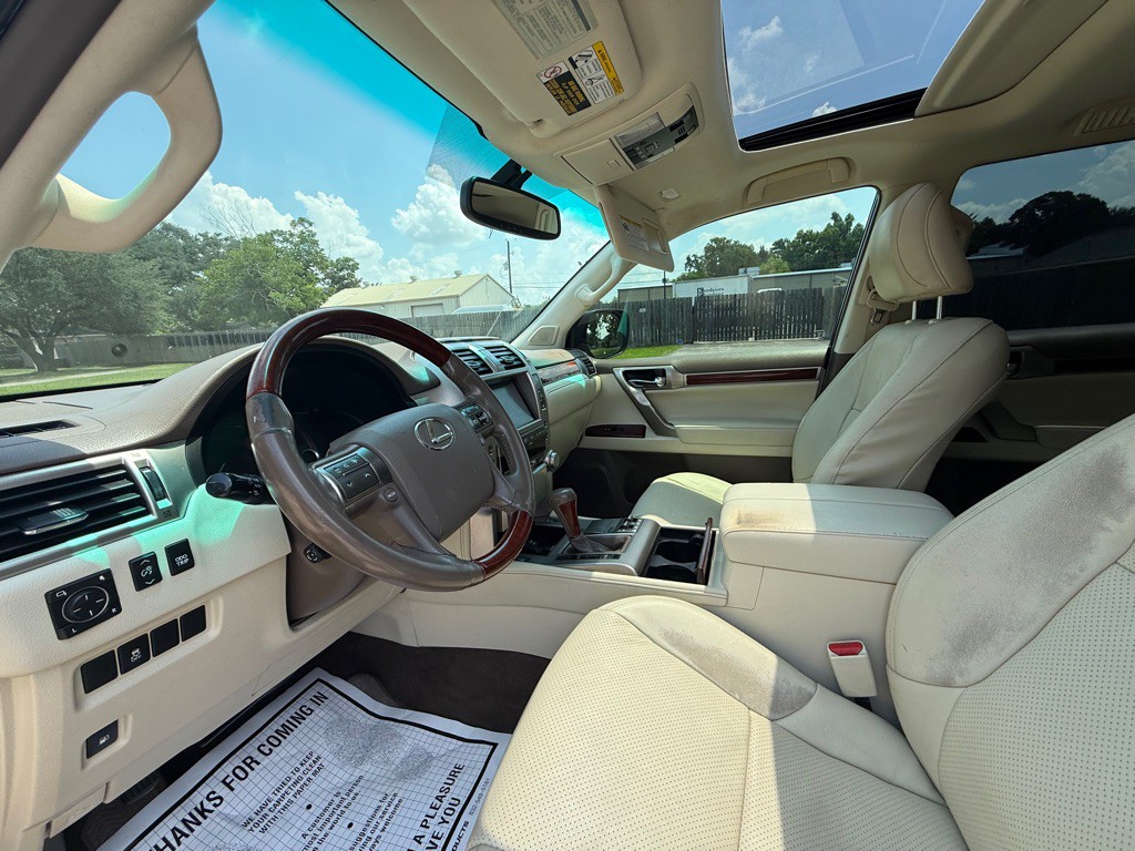 2013 Lexus GX Image 9