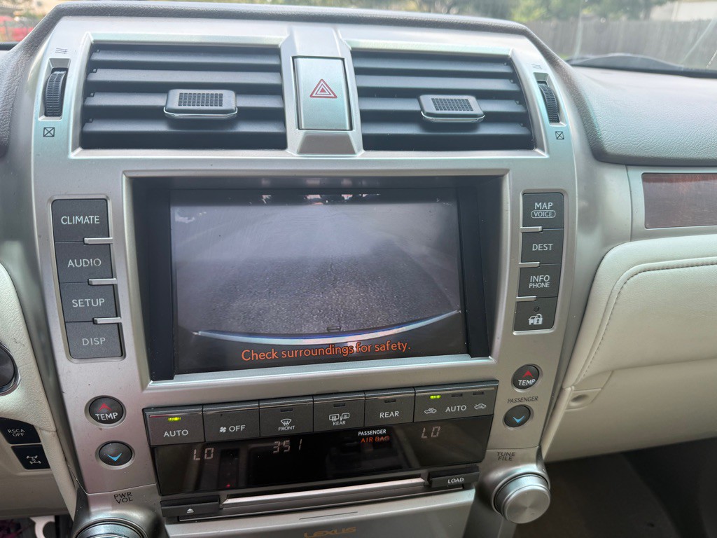 2013 Lexus GX Image 14