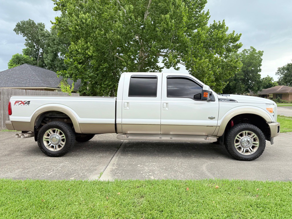 2012 Ford F-350 Image 4