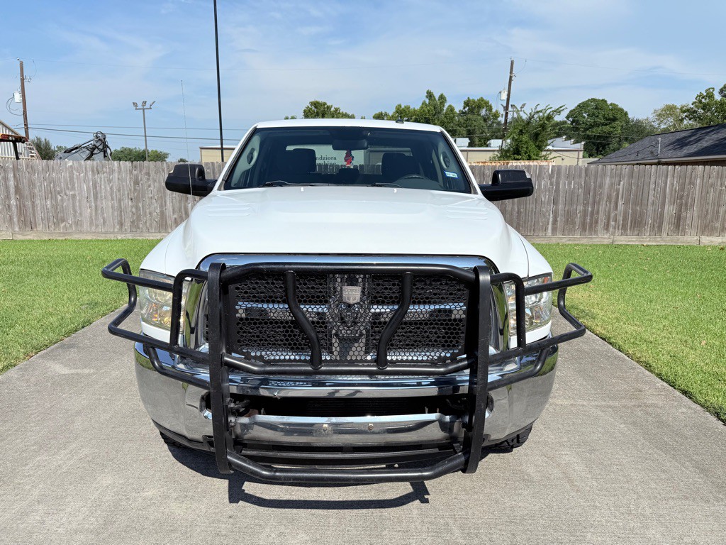 2014 RAM 3500 Image 2