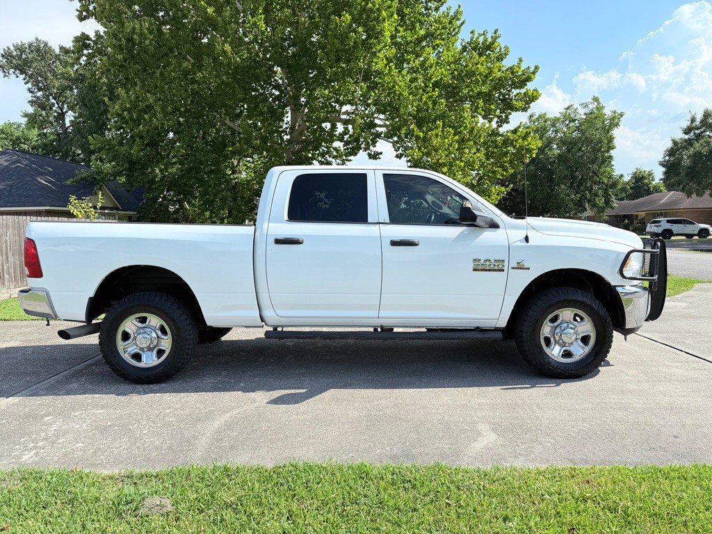 2014 RAM 3500 Image 4