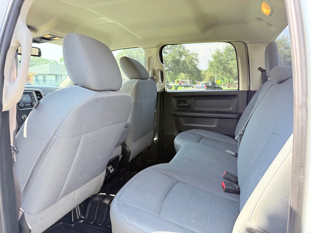 2014 RAM 3500 Image 10