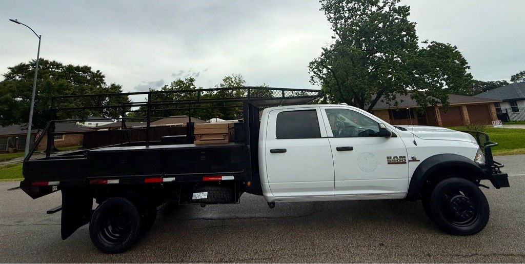 2013 RAM 5500 Image 4