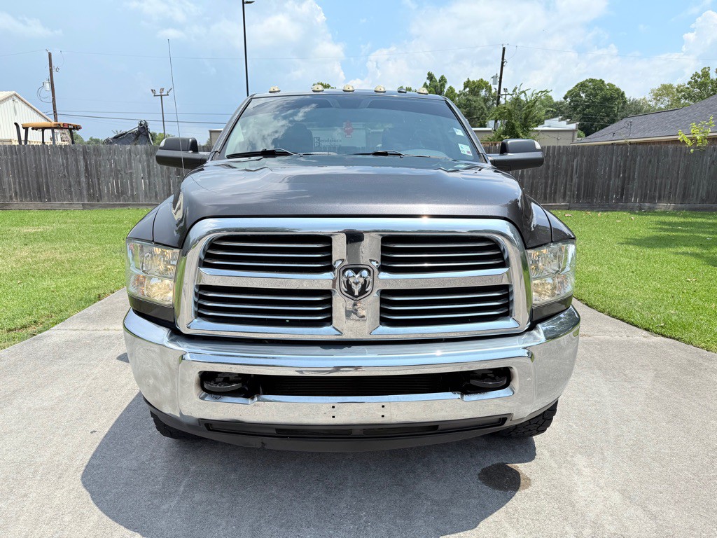 2018 RAM 2500 Image 2