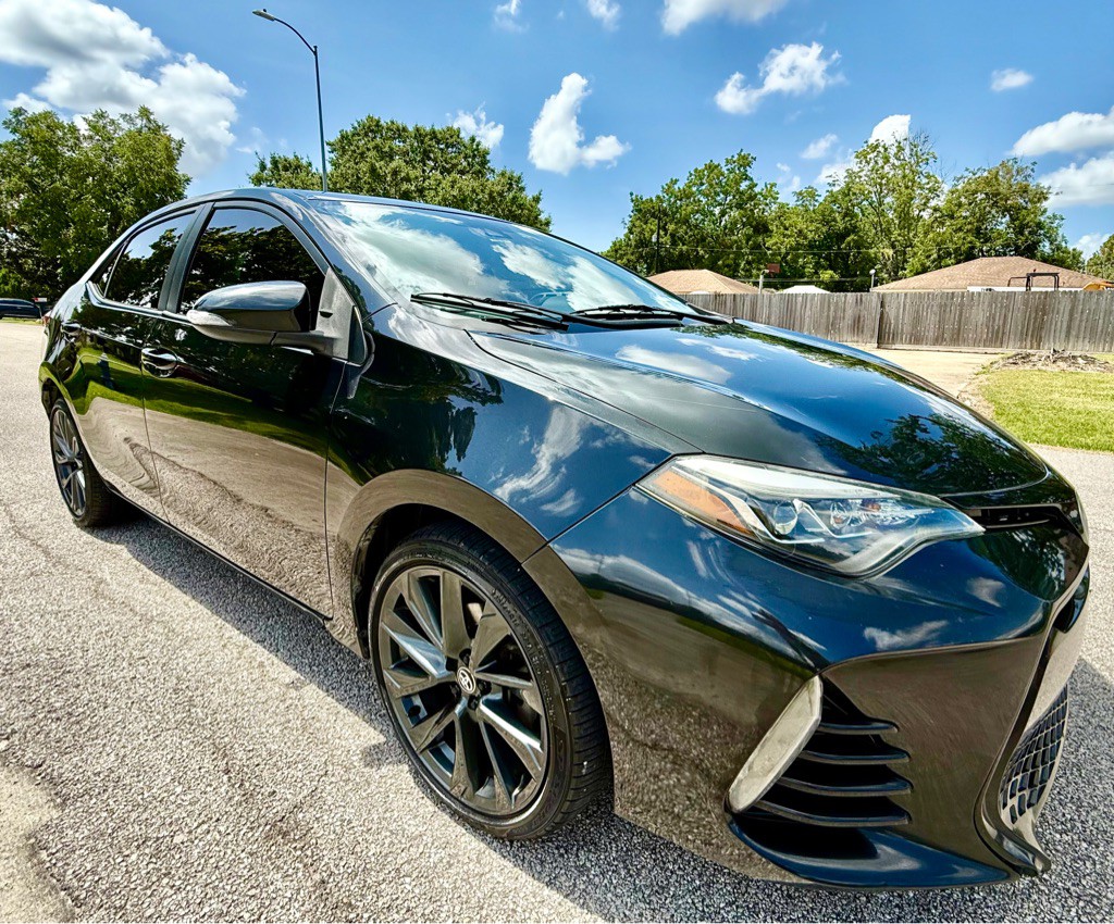 2017 Toyota Corolla Image 3
