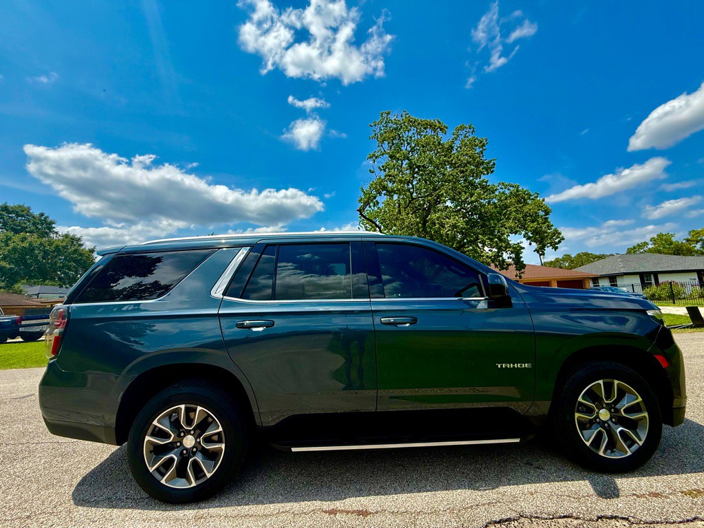 2021 Chevrolet Tahoe Image 4