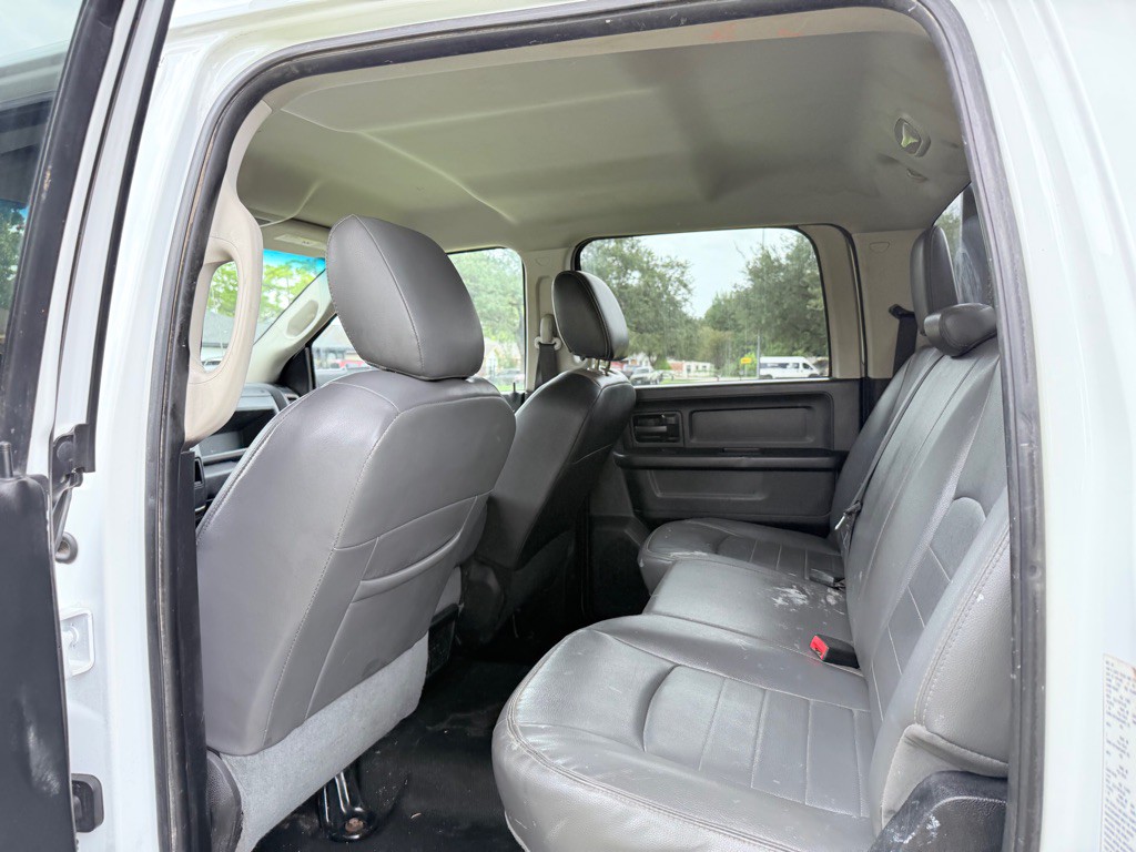 2014 RAM 4500 Image 10