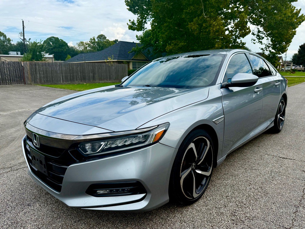 2018 Honda Accord Image 1