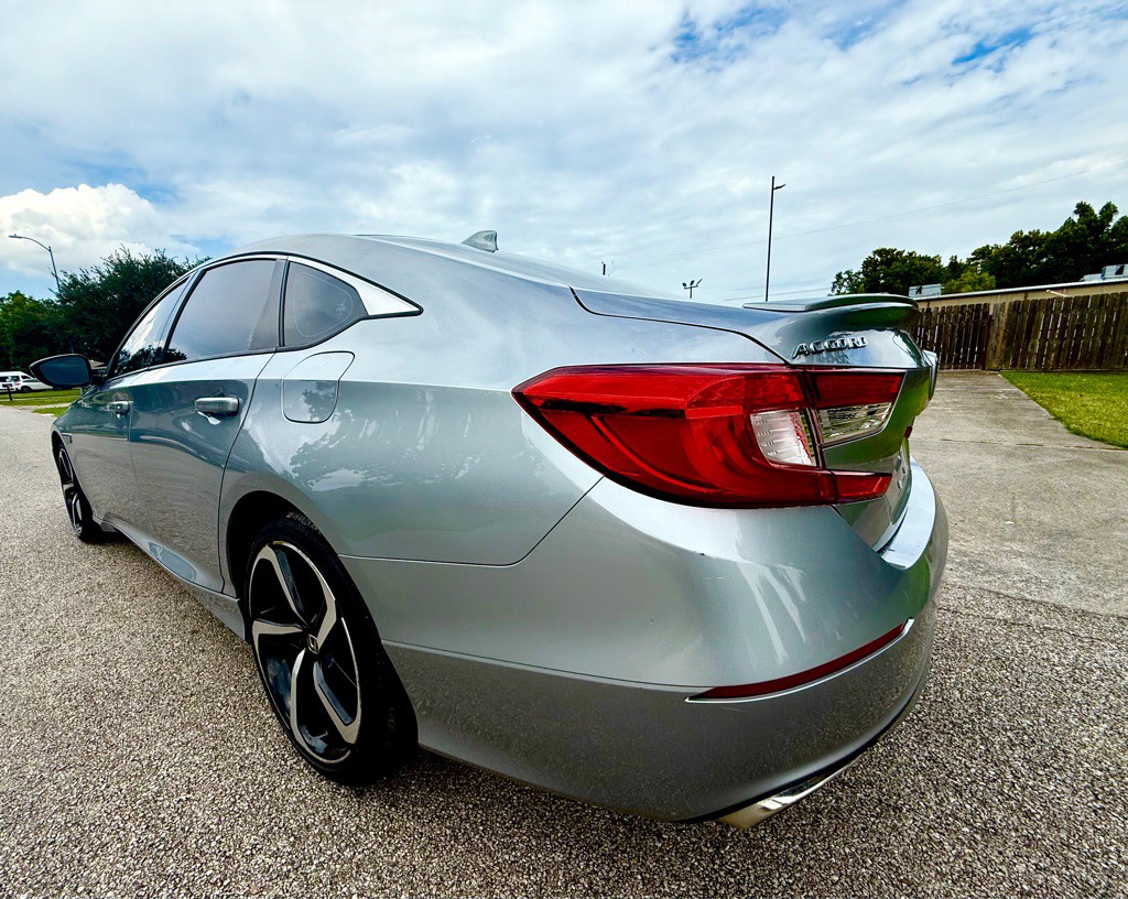 2018 Honda Accord Image 7