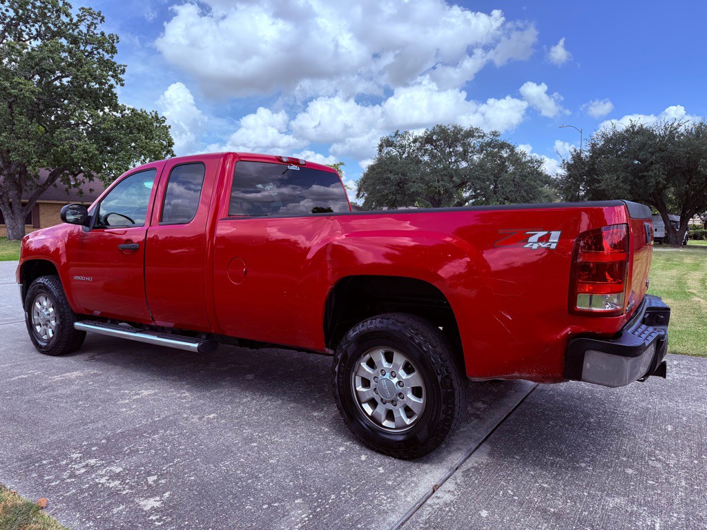 2011 GMC Sierra Image 7