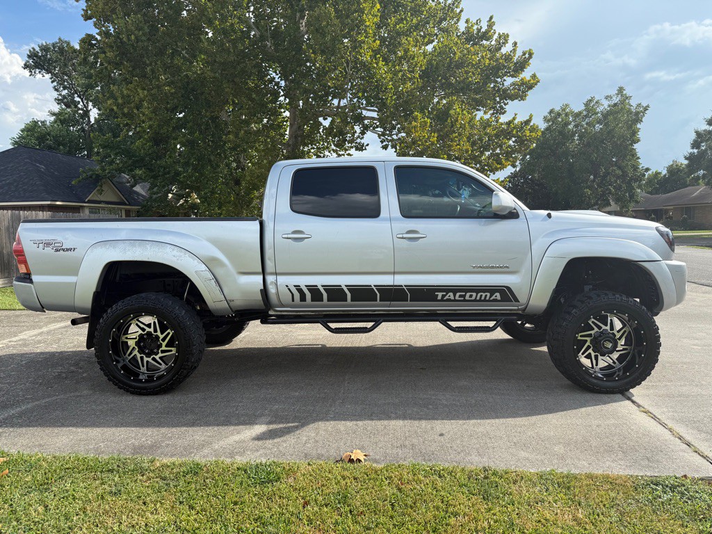 2010 Toyota Tacoma Image 4
