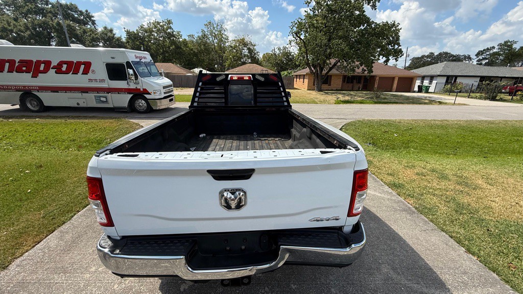 2019 RAM 3500 Image 10