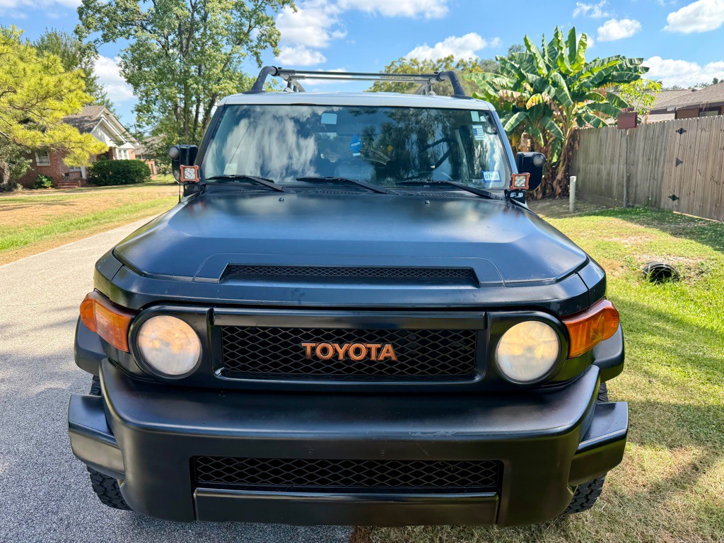 2007 Toyota FJ Cruiser Image 2