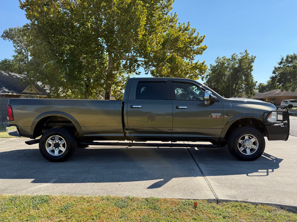 2012 Dodge Ram 3500 Image 3