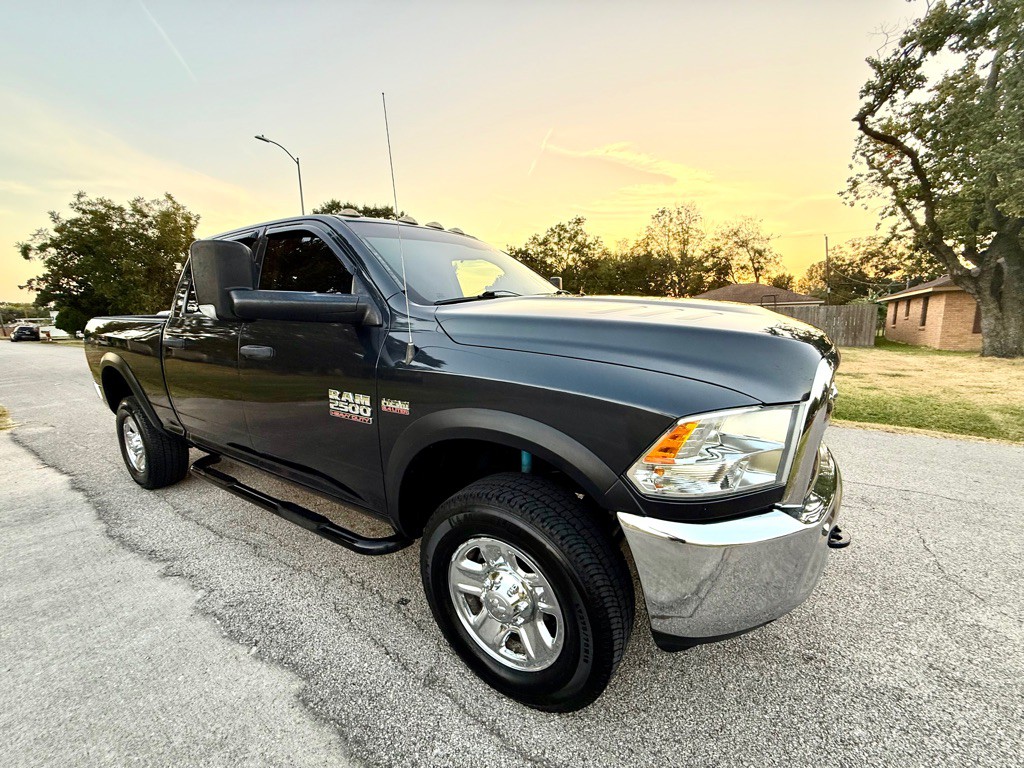 2017 RAM 2500 Image 3