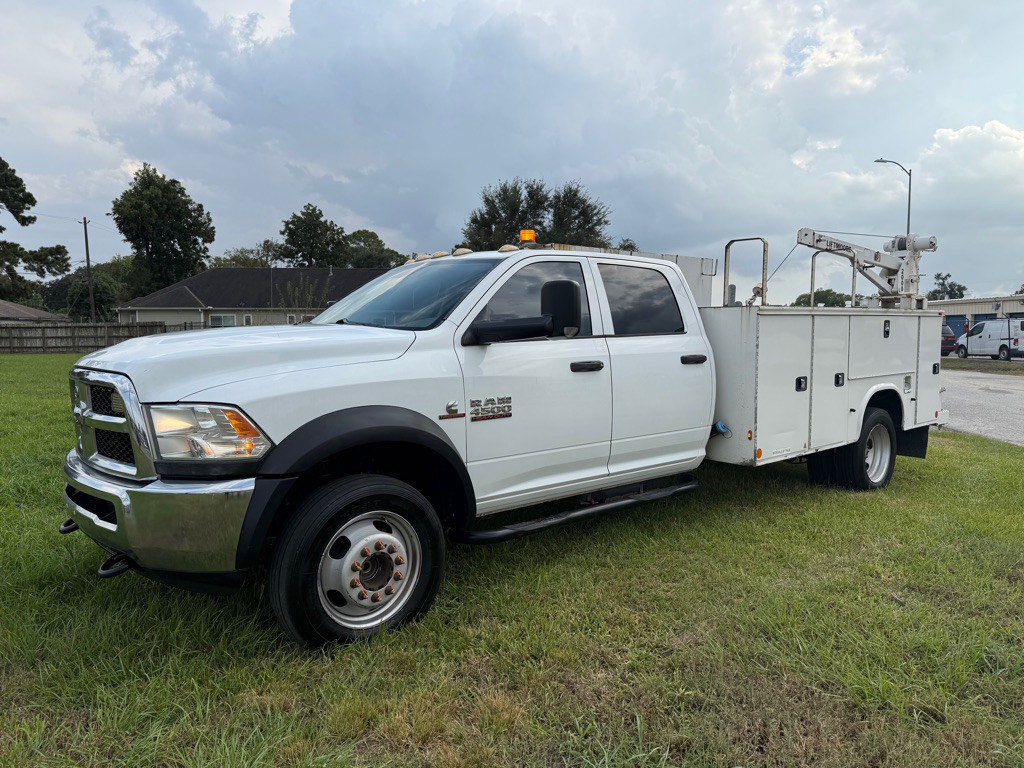 2015 RAM 4500 Image 6