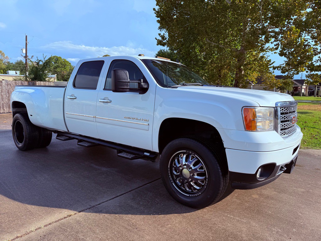 2014 GMC Sierra Image 3