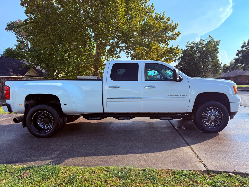 2014 GMC Sierra Image 4
