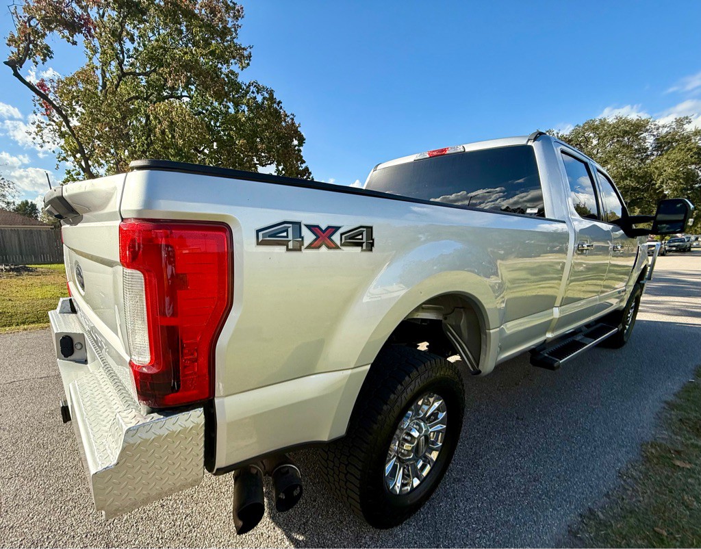 2017 Ford F-250 Image 5