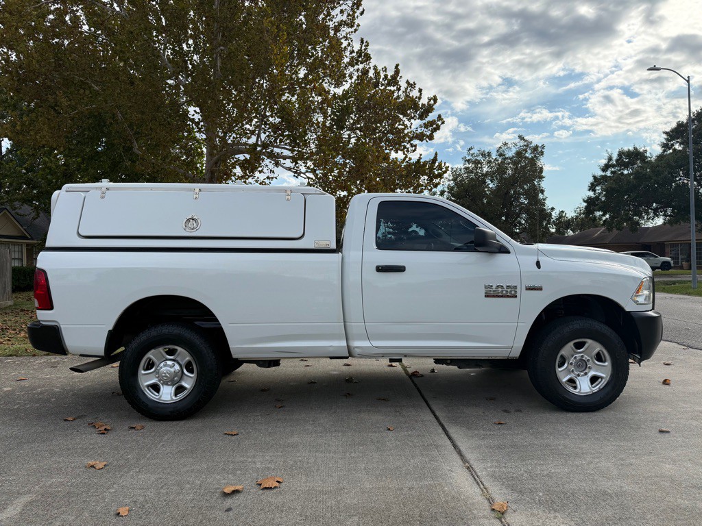 2016 RAM 2500 Image 3