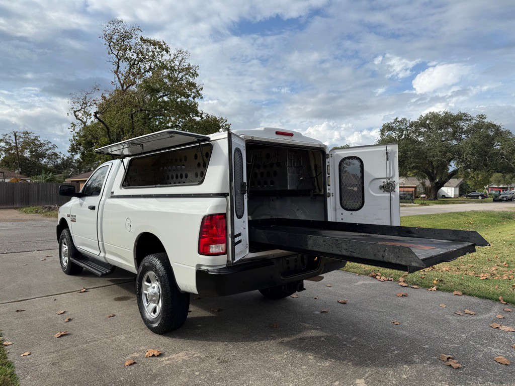 2016 RAM 2500 Image 9
