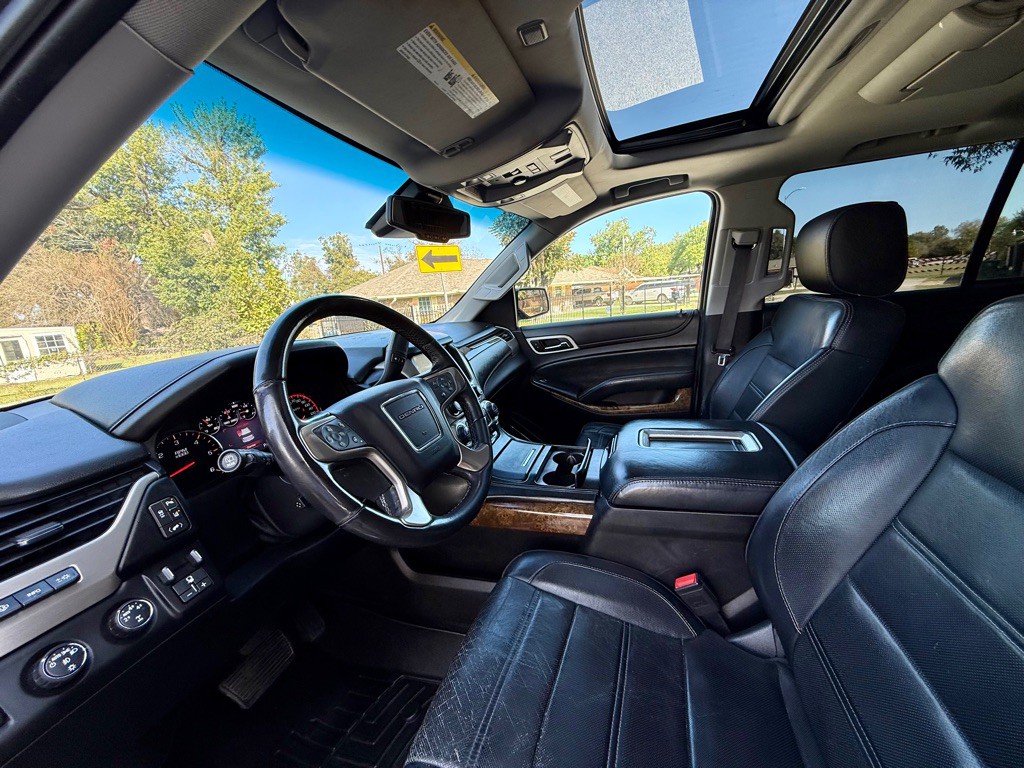 2015 GMC Yukon Image 9