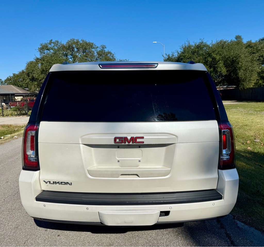 2015 GMC Yukon Image 6