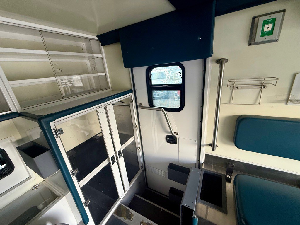 2016 RAM 4500 Image 21