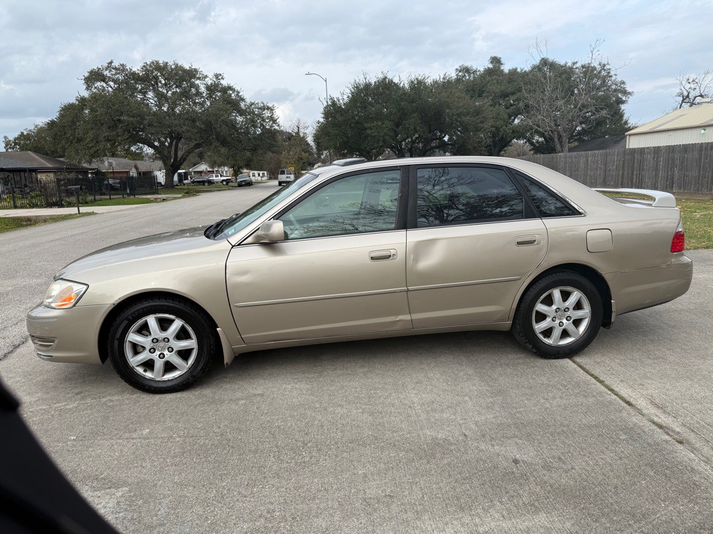 2003 Toyota Avalon Image 4
