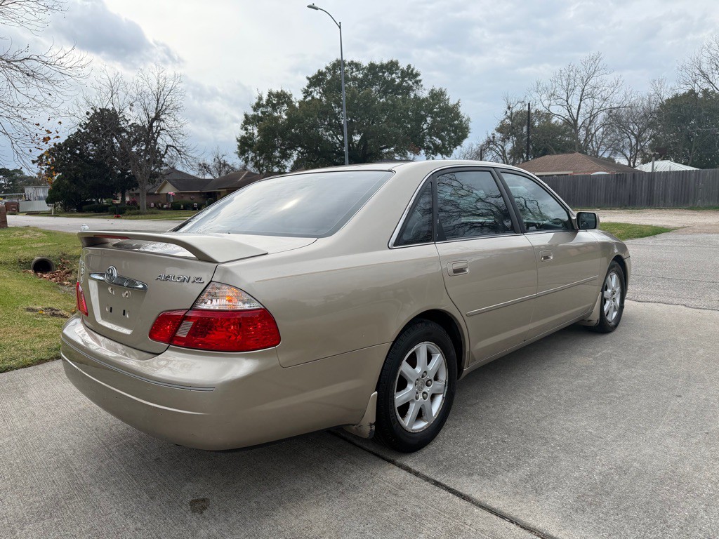 2003 Toyota Avalon Image 7