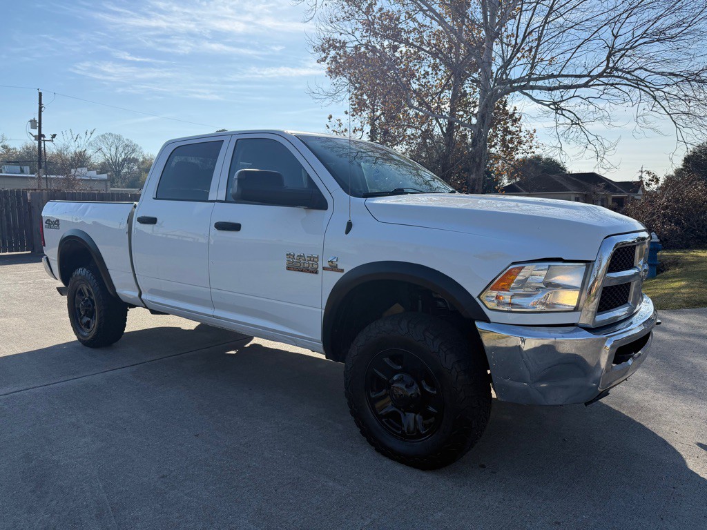 2018 RAM 2500 Image 3