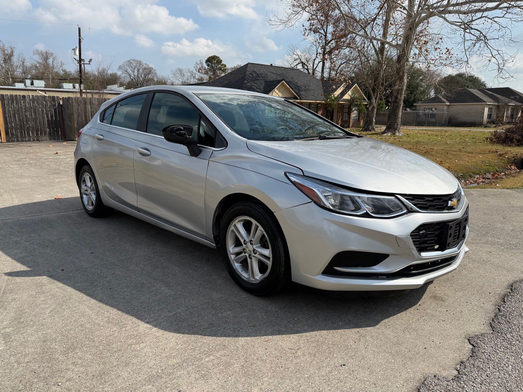2017 Chevrolet Cruze Image 3