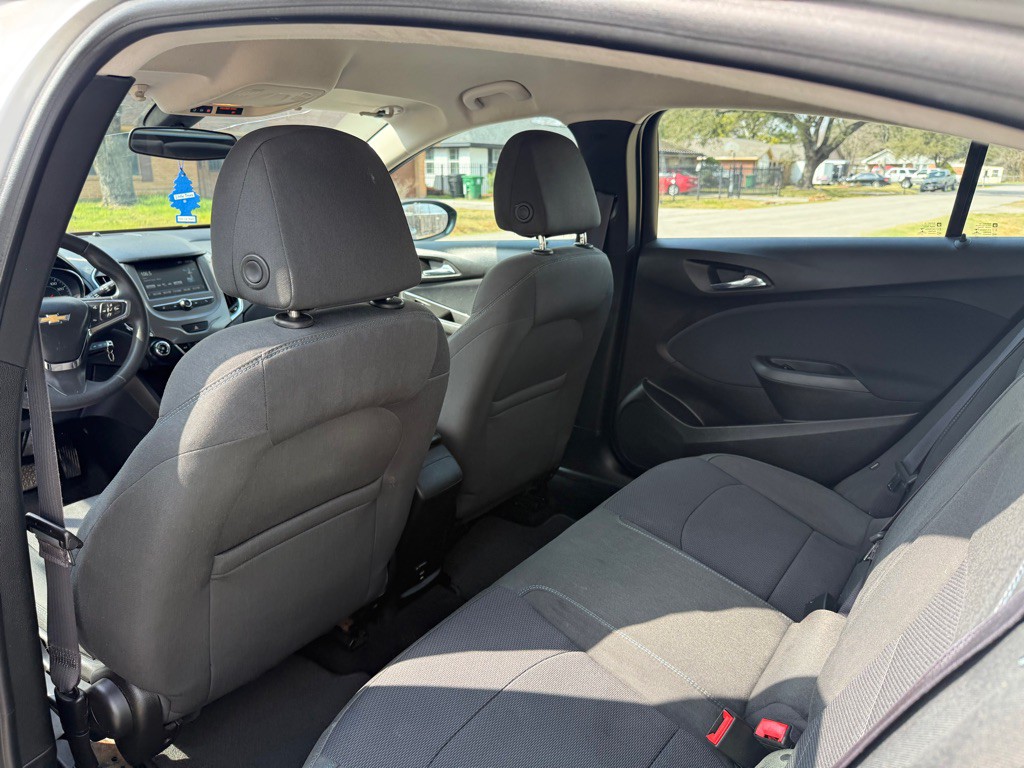 2017 Chevrolet Cruze Image 10