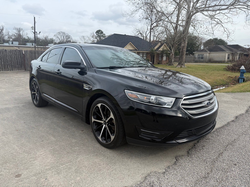 2016 Ford Taurus Image 3