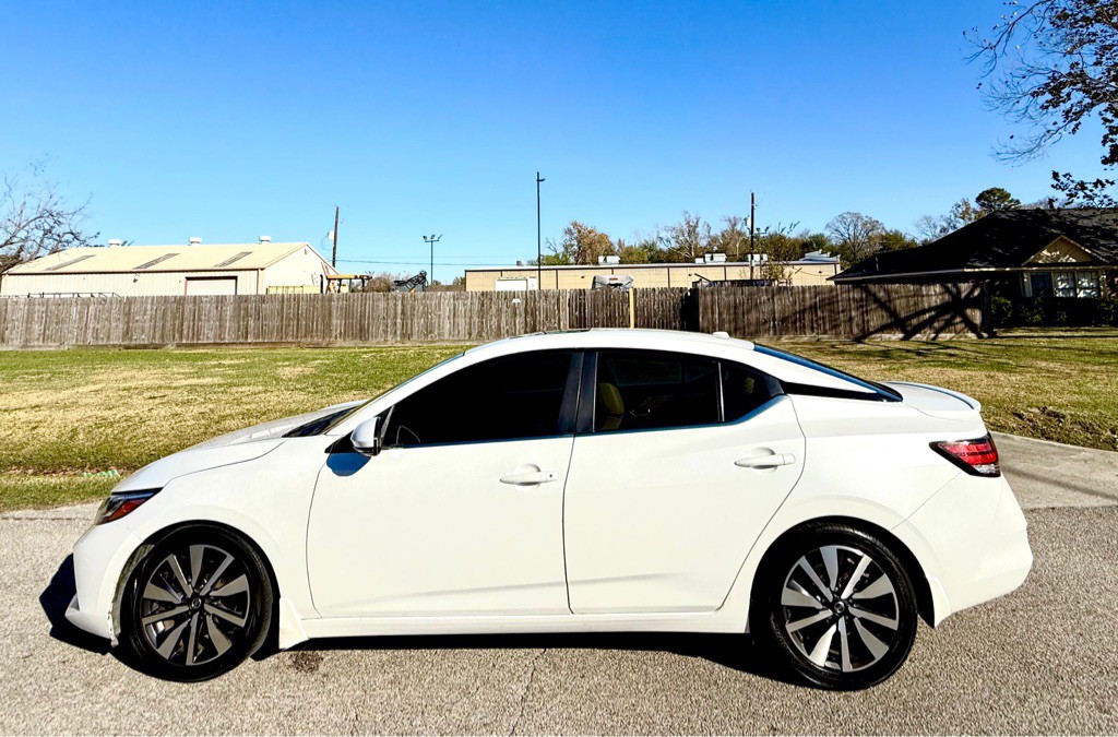2020 Nissan Sentra Image 4